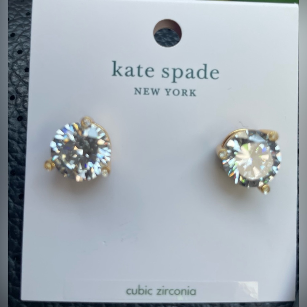 Gold sparkly elegant earrings